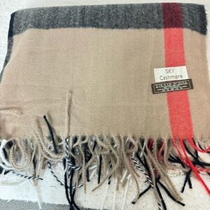 Sky Cashmere Lillanygatan 23 Scarf 100% Virgin Wool Super Soft Women’s Scarf.